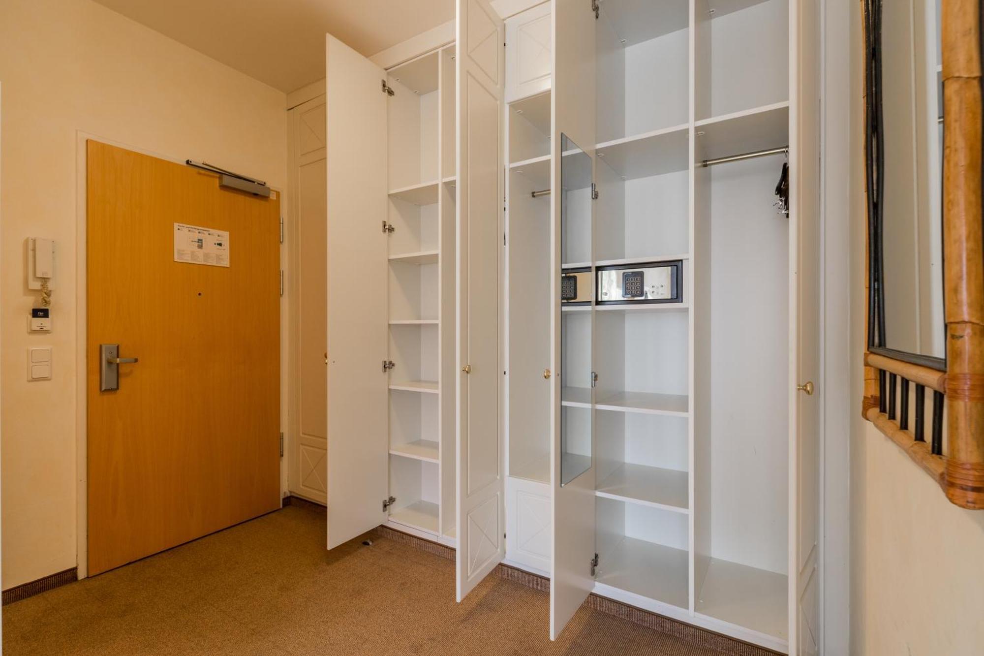 Apartmenthaus Berlin Mitte ภายนอก รูปภาพ